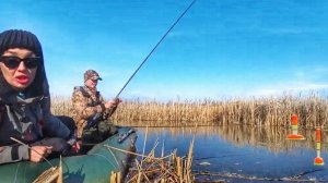 ЖЕНА В ШОКЕ! ТАКИХ РЫБИН МЫ НЕ ОЖИДАЛИ... ВЗЯЛ ЖЕНУ НА РЫБАЛКУ. Рыбалка на поплавок 2026.