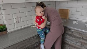 Пришла крёстная/ Быстро вернулись из кафе 🤷Поехали за покупками 🛍️ Сырники 😋