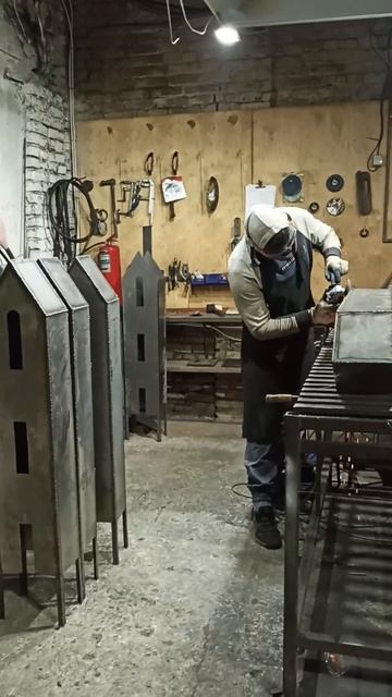 Видео от Кузница Qgarden