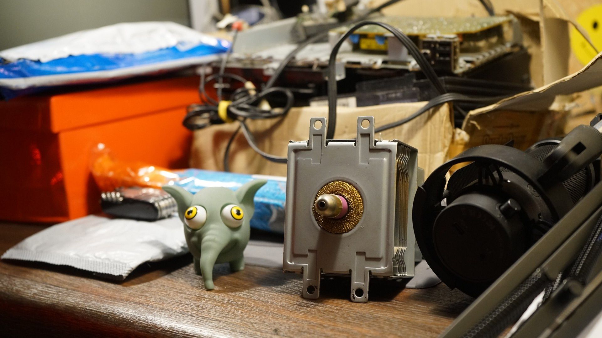 Распаковок  и миниремонтов микс поток 18