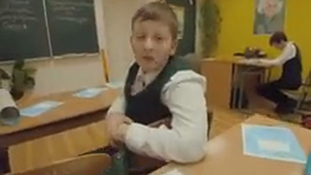 От первого лица: Школа 3 ! ВЛЮБИЛСЯ в НОВЕНЬКУЮ 😍 КОНФЛИКТ на УРОКЕ 😱 | ГЛАЗАМИ ШКОЛЬНИКА