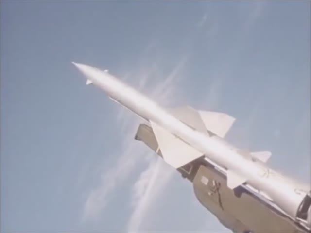 SAM S75 Methods of guidance and trajectory of a missile