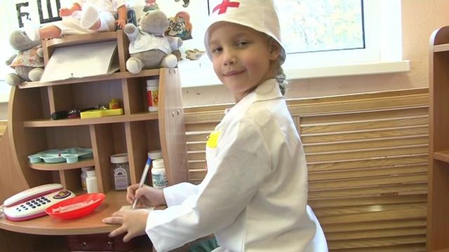 2015 DS42 Ya Hoju V Detskii Sad 10.2015