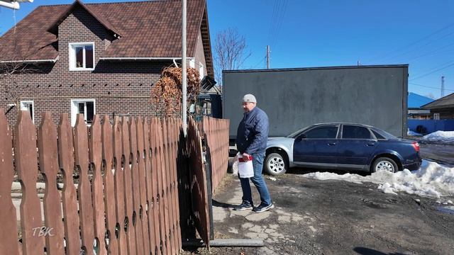 В Колпашеве жителям микрорайона Пески напомнили, как действовать в случае паводка.