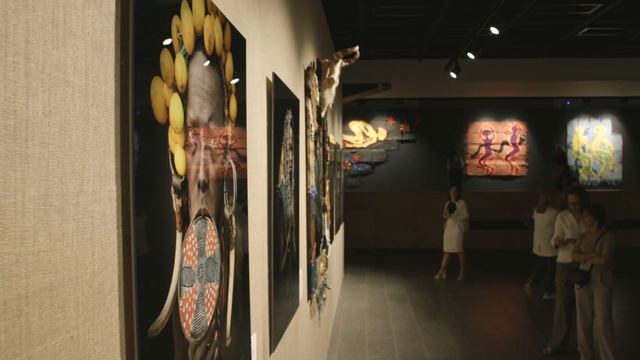 Беседы о фотоискусстве #10 Перевернутое сафари. O смыслах и глобальном посыле кураторов выставки