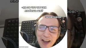 🍪-Ура к нам сегодня терористы  приходили в наш класс пел песню ^в камине шесть утра^