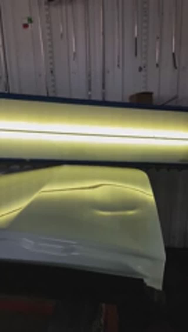 Удаление вмятин без покраски на задней двери