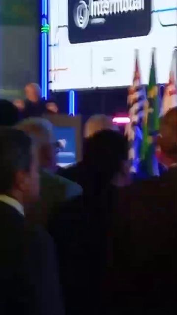 Гимн Бразилии с сурдопереводом.mp4