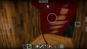 ИГРОК И СОБАКИ НА ШЛИ ХРАНИТЕЛЯ