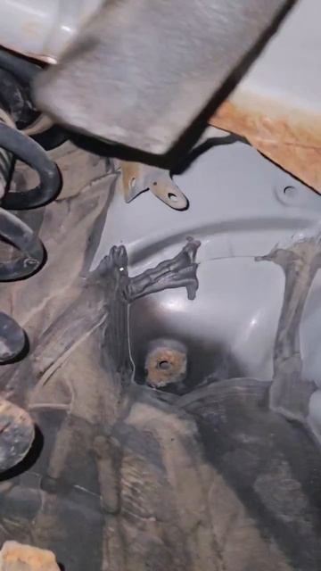 Вот результат пескоструйной зачистки. Состояние до удаления коррозии в предыдущем видео.