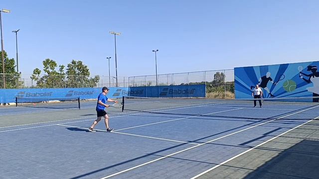 Уроки тенниса