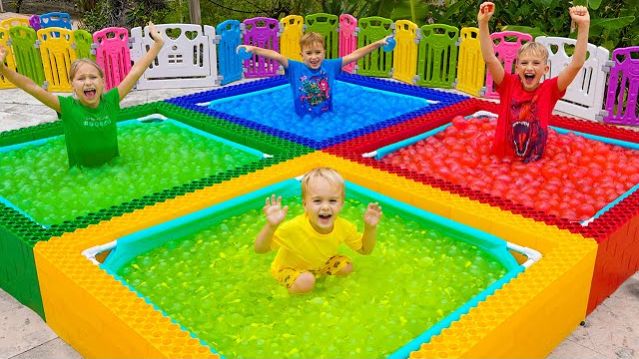 Четырехцветный водяной шар с Крисом!