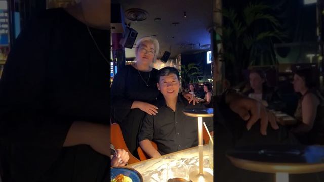 Бархатная свадьба - 29 лет вместе.
Мои стихи, музыка ИИ