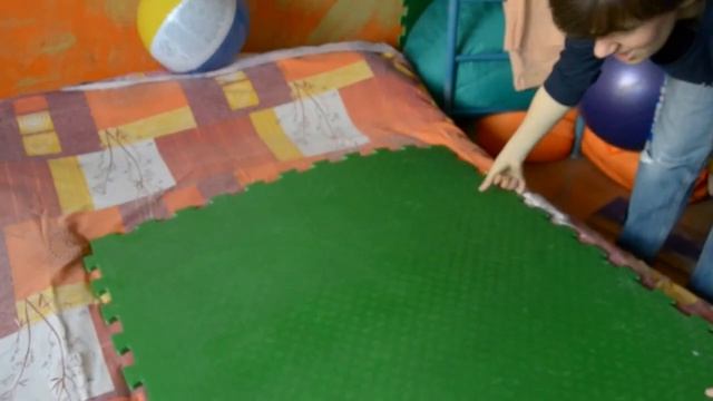 Положение новорождённых лёжа в укладках (фрагмент СКМ)