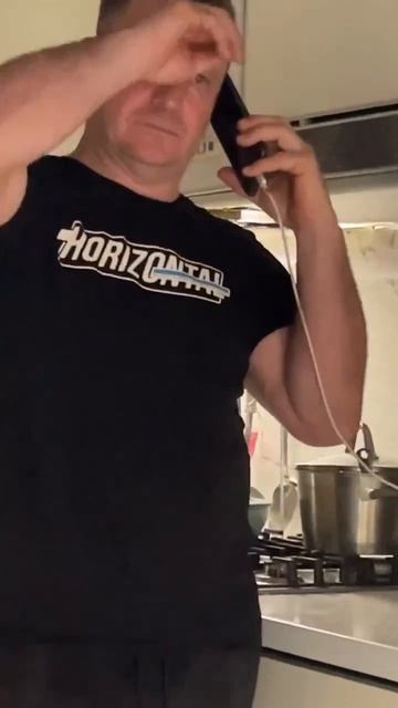 На прослушки 😁