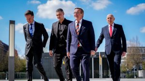 «Готовятся воевать»: что обсуждают участники встречи в формате «Рамштайн»