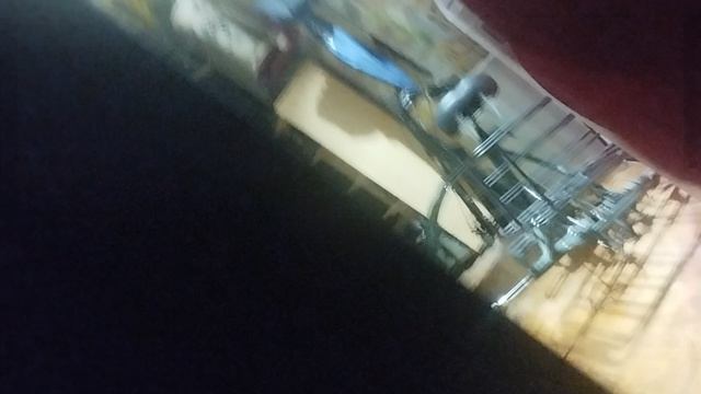 достаем велосипед