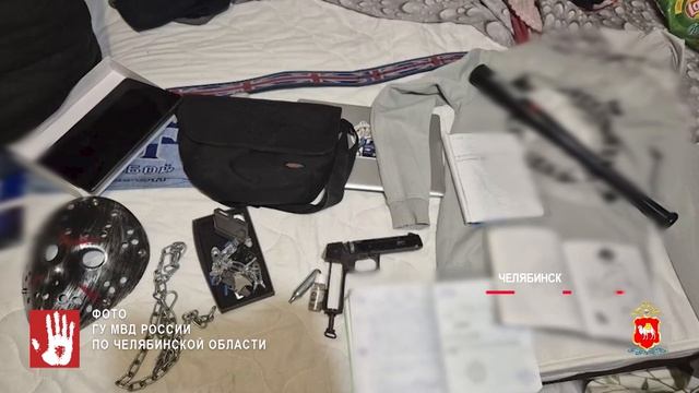 В Челябинске полиция задержала 17-летнего подростка. Его подозревают в вандализме