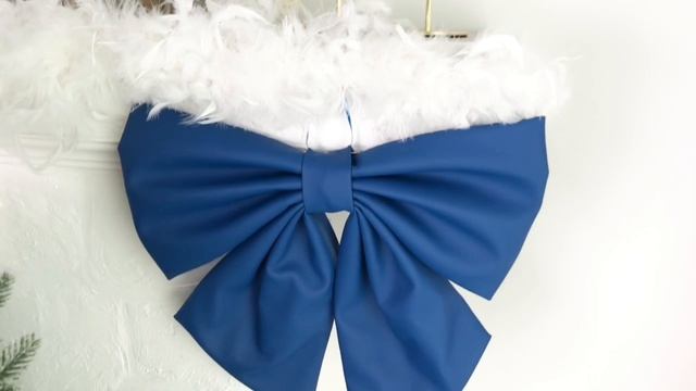 Украшение для интерьера и больших елок БАНТ ИЗЯЩНЫЙ синий эко-кожа 40 см БТ3-400-син