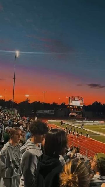 Мы - группа ЖАРА. Приятно познакомиться! Подписывайся уже скоро релиз нашего трека