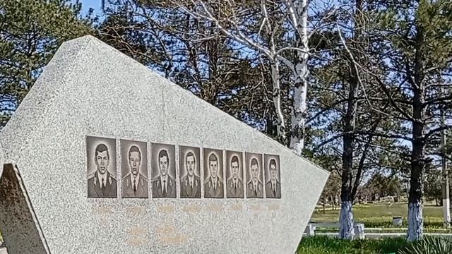 Лётчикам 369 ВТАП посвящается