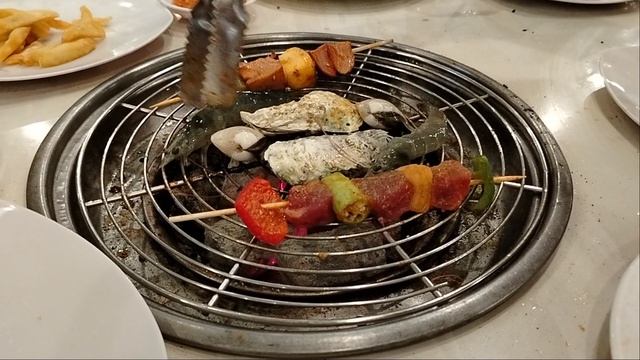 Морепродукты на гриле!