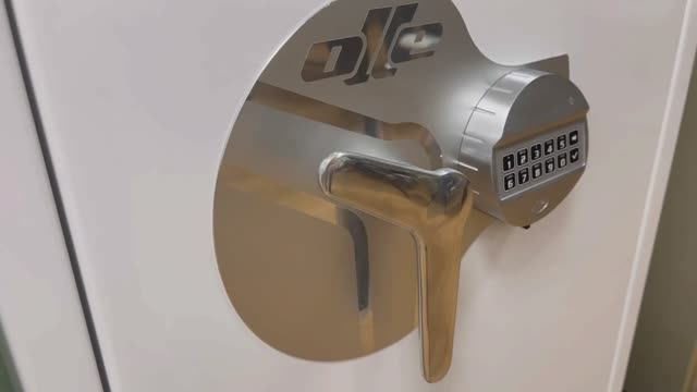 Люксовые сейфы OLLE серии iLUX Design Grade III из Испании