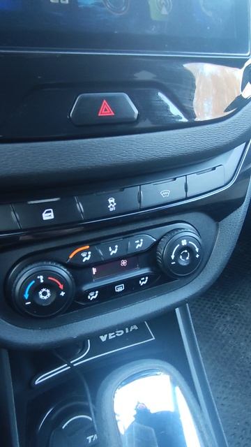 видео обзор Лада Веста кросс -1-