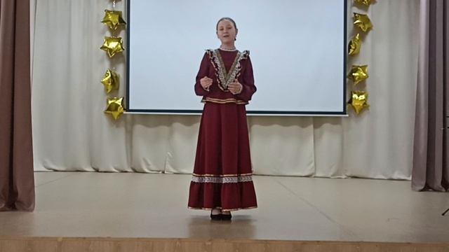 Хилажева Дарина 13 лет народный вокал
