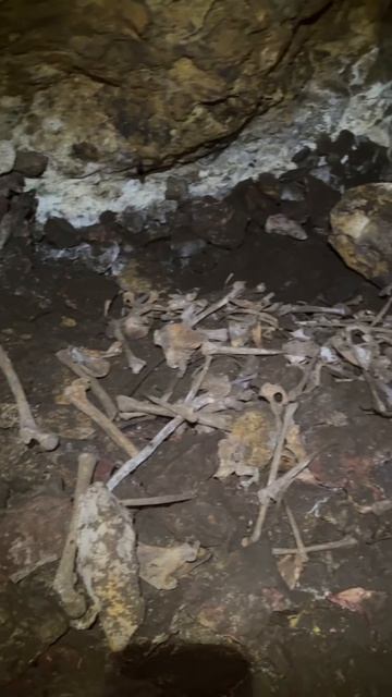 Сюндюрлю-Коба. Пещера где стены горят огнём а люди исчезают в дыму.