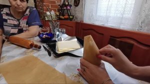 Готовлюсь к пасхе, покрасила волосы и яйца 🤣           16-04-2026