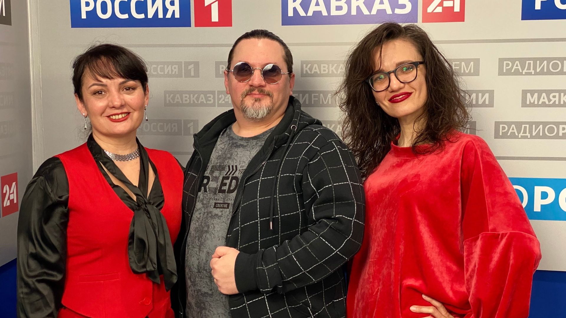 Утреннее шоу: выставка Мир фантастики на полотнах ставропольских художников