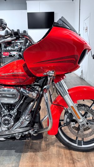 2017 HD Road Glide 107 ABS Laguna Orange 35K (VIN *5HD*8591)