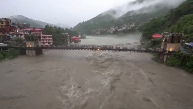 India Gujarat Flood Update_ Record Rainfall, 1M People Missing