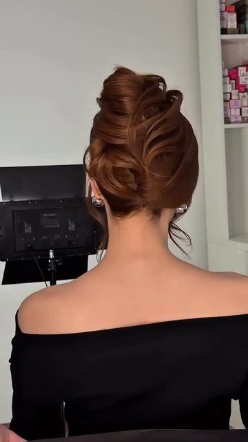 Выгодные рассрочки на товары для самых красивых причёсок на нашем сайте