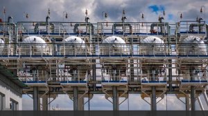 США не намерены продлевать исключения из санкций против нефти РФ и Ирана