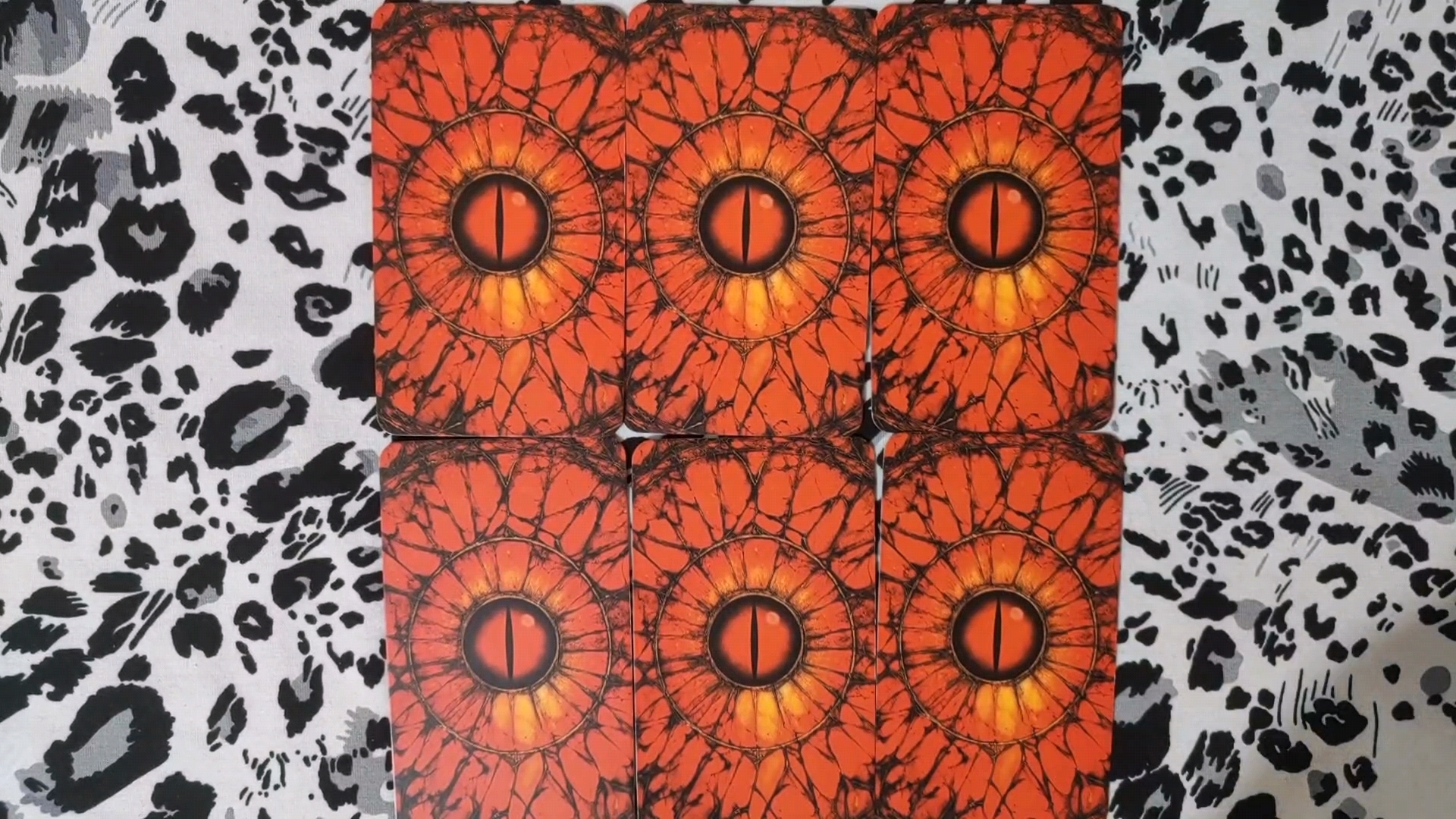 Что ему мешает сделать первый шаг по отношению к вам? Анализ карт таро. 6 вариантов