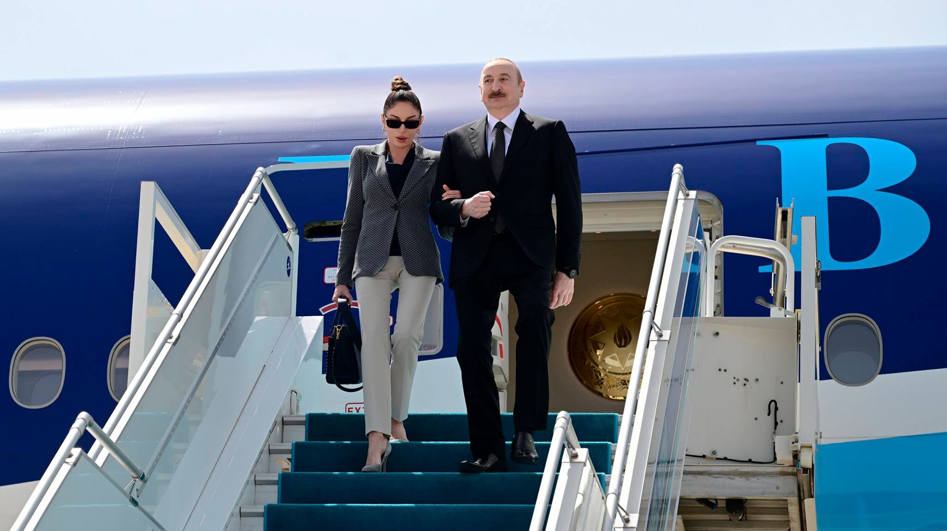 Ильхам Алиев прибыл с рабочим визитом в Турцию