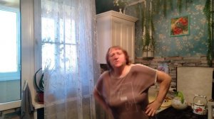 На зарядку с весёлой аптекаршей😁