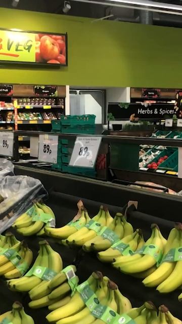 Великобритания готовится к возможному дефициту продовольствия