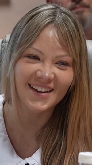 Девушка Пилот