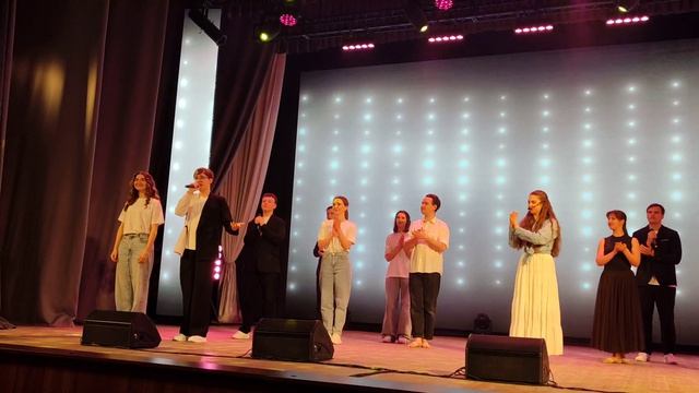 Занавес....... 12.04.26.