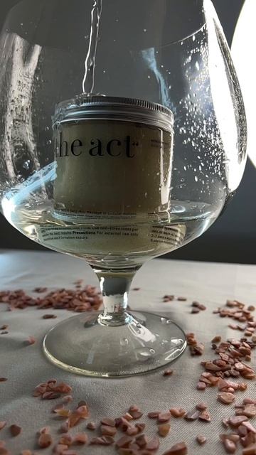  Видео моей ученицы Елены. Предметная съемка в низком ключе