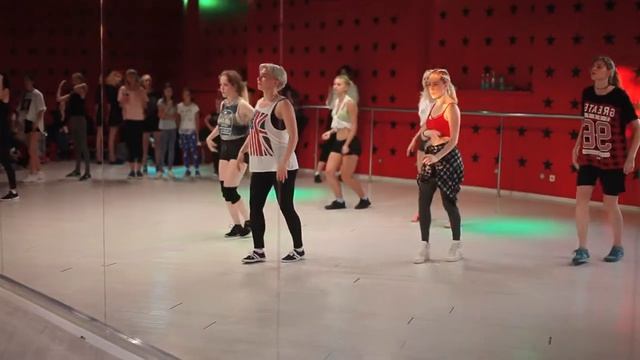 Лера Ежова  Хореография Royal Family  КАВЕР ДЭНС ПРОКАЧ 1 25082018