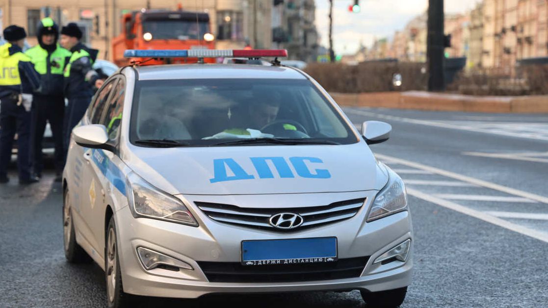 BMW утонул в Обводном канале в Кронштадте