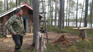 В поисках глухариного тока! Ночую в избе.