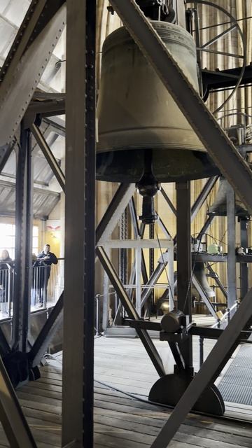 КЕЛЬНСКИЙ СОБОР. КОЛОКОЛА