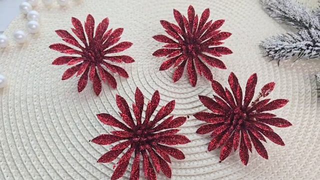 Декоративные пуансеттии МАЛЬЯ на клипсе красные 8 см набор 4 шт. AWR204600-6