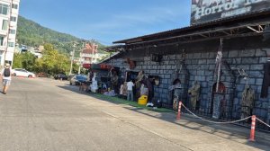 необычный бар-клуб на Патонге