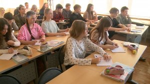 (Рыбинск-40) ШКОЛЬНИКИ УЧАТСЯ В РГАТУ